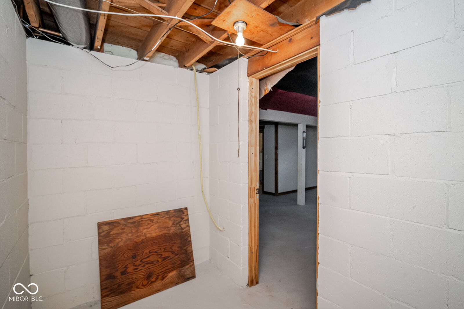 14009 W Daleville Road