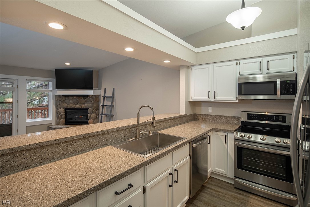 929 Northwood Drive 115