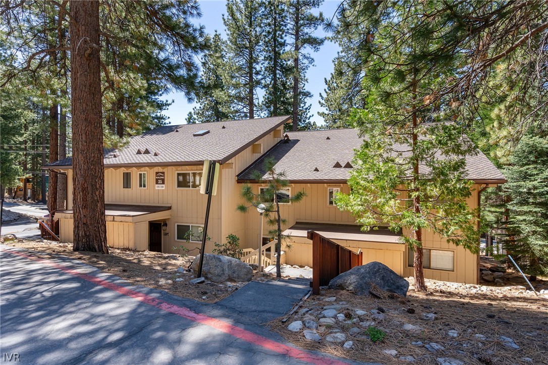 321 Ski Way 196
