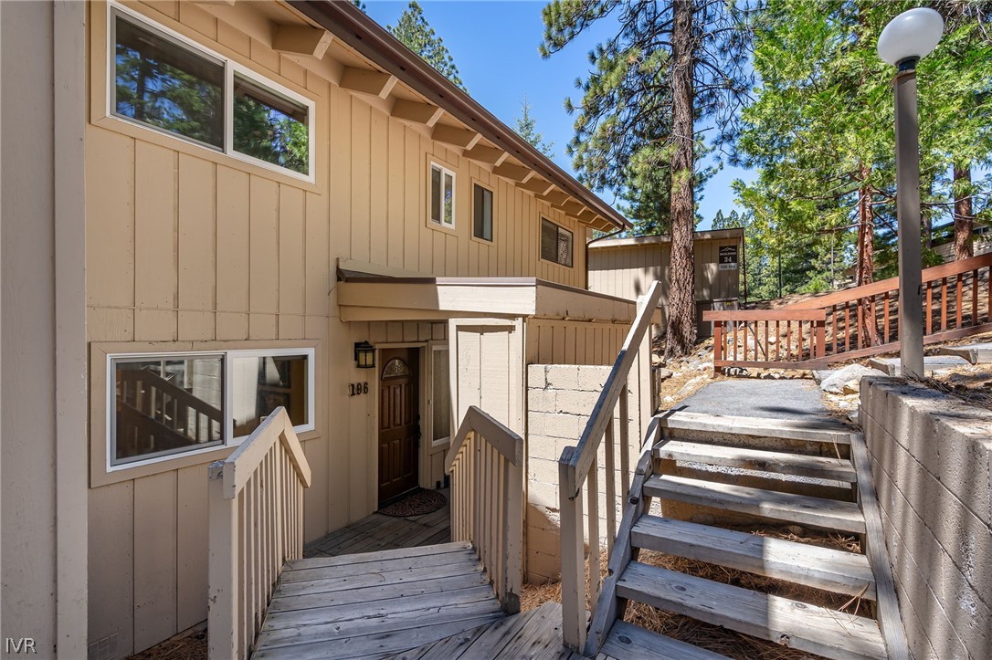 321 Ski Way 196