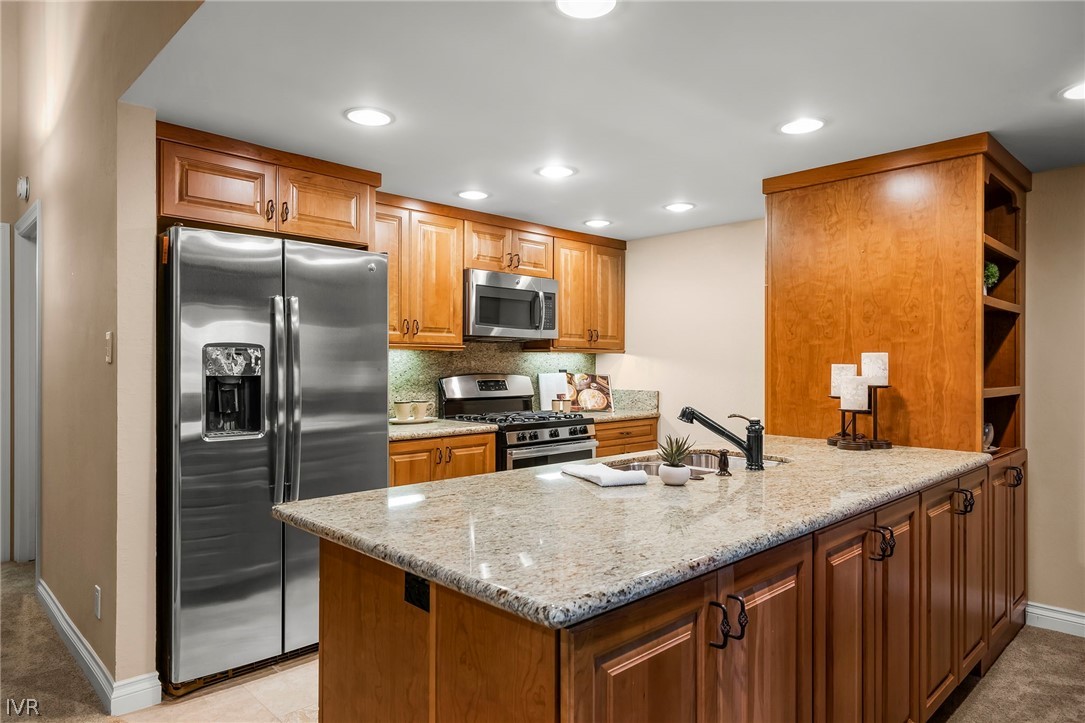 321 Ski Way 196