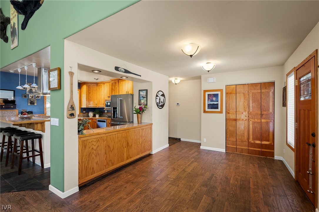 985 Dorcey Drive