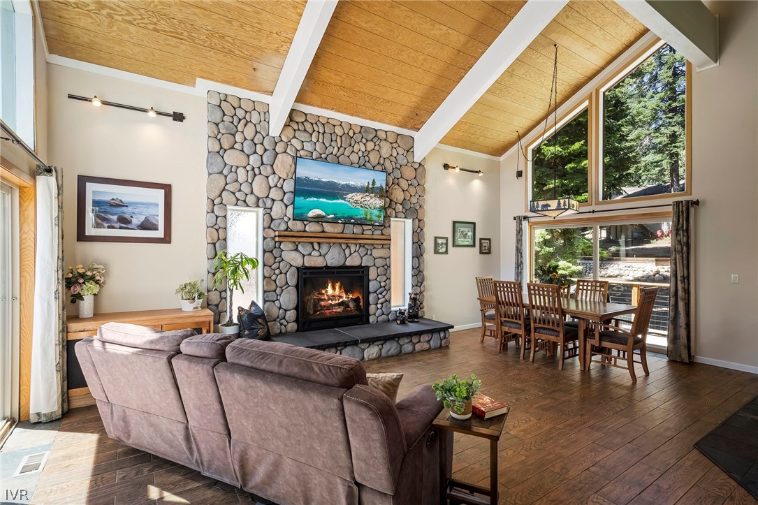 985 Dorcey Drive