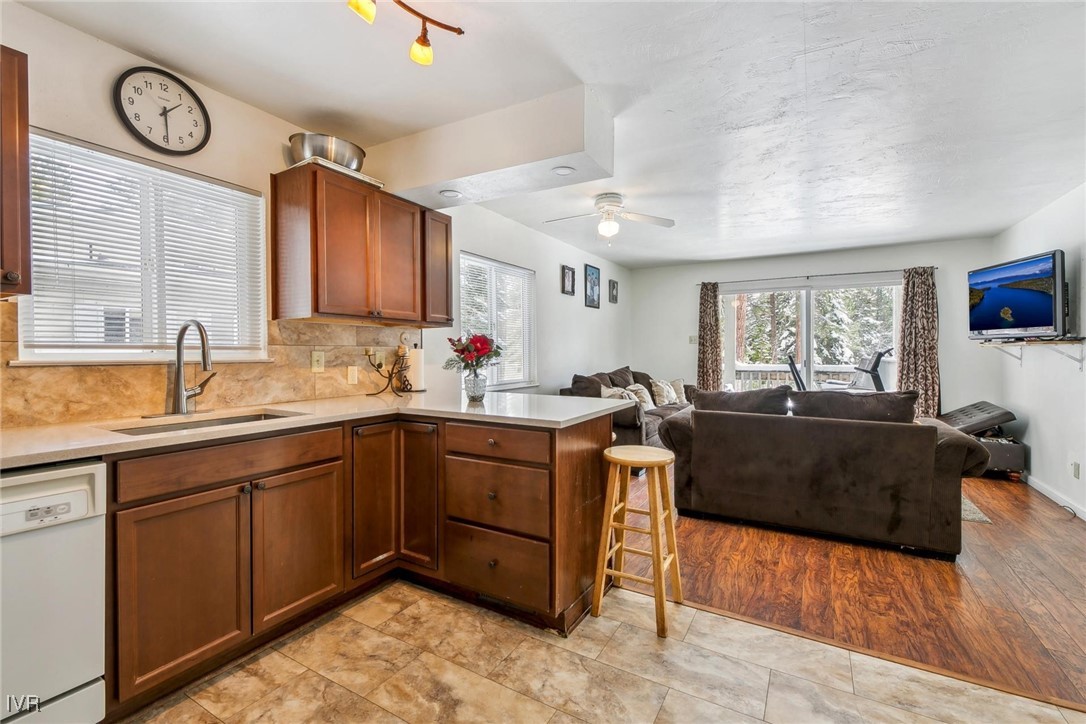 801 Northwood Boulevard 1