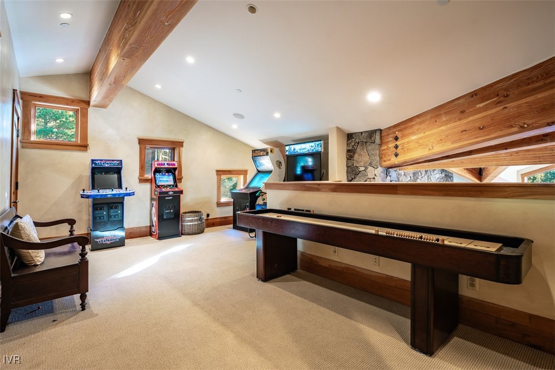 951 Divot Court