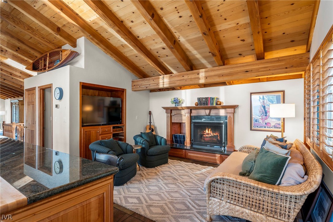 545 Alpine View