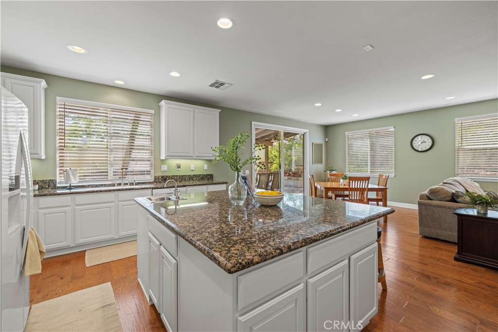 26520 Thackery Lane