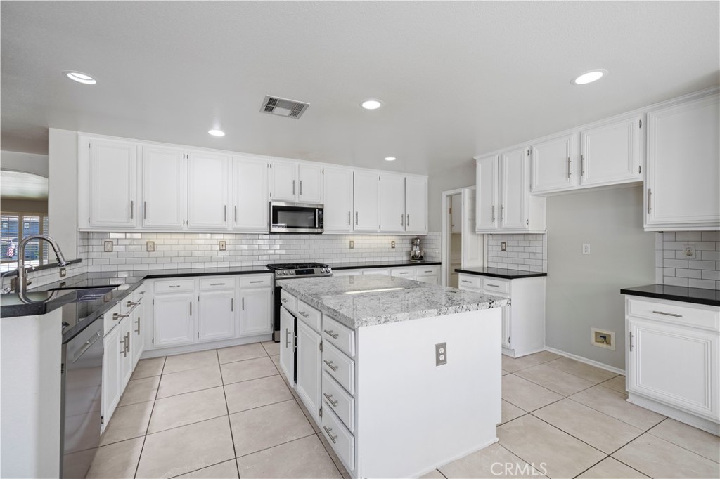 28819 Oak View Court