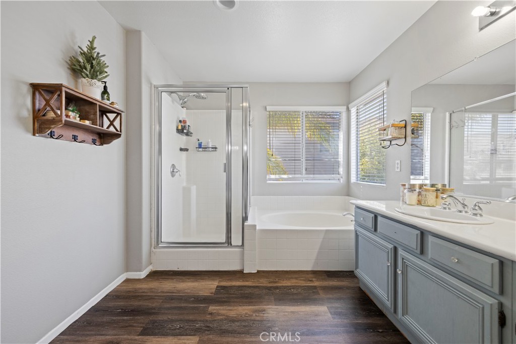 28819 Oak View Court