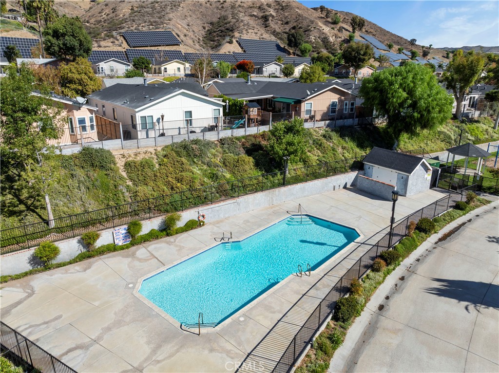 20066 Crestview