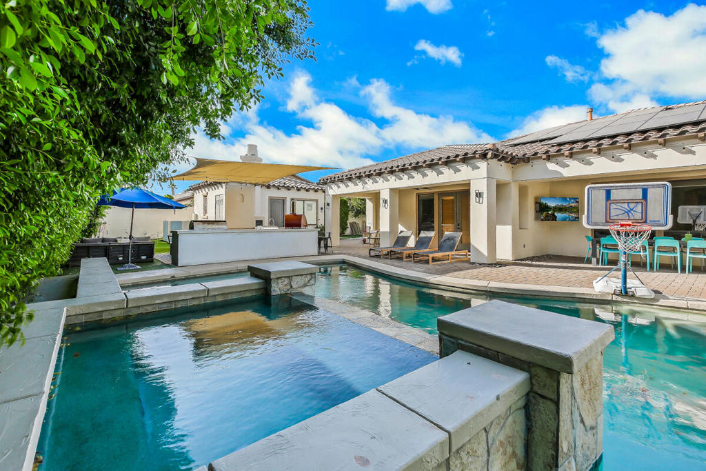 81107 Carefree Drive