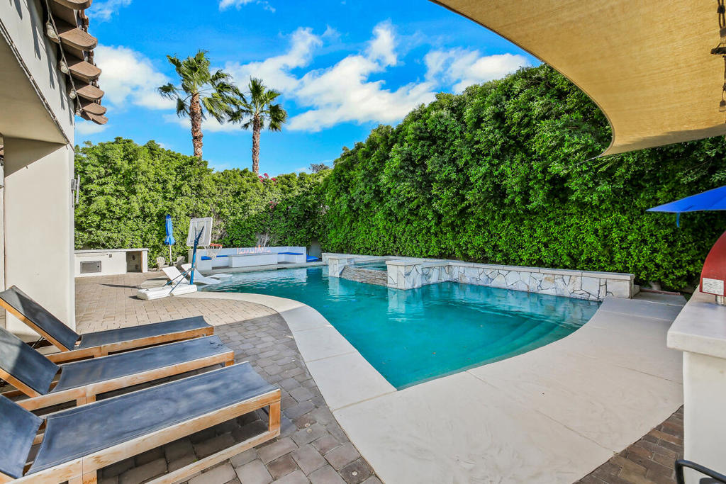 81107 Carefree Drive