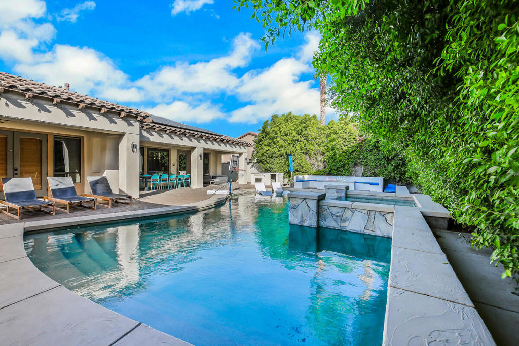 81107 Carefree Drive