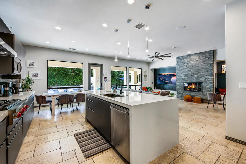 81107 Carefree Drive