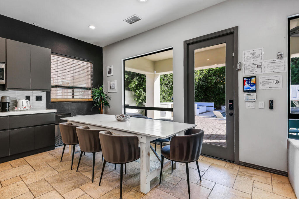 81107 Carefree Drive