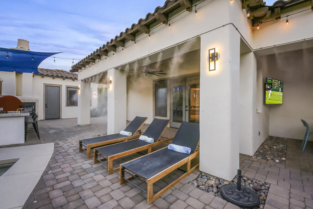 81107 Carefree Drive