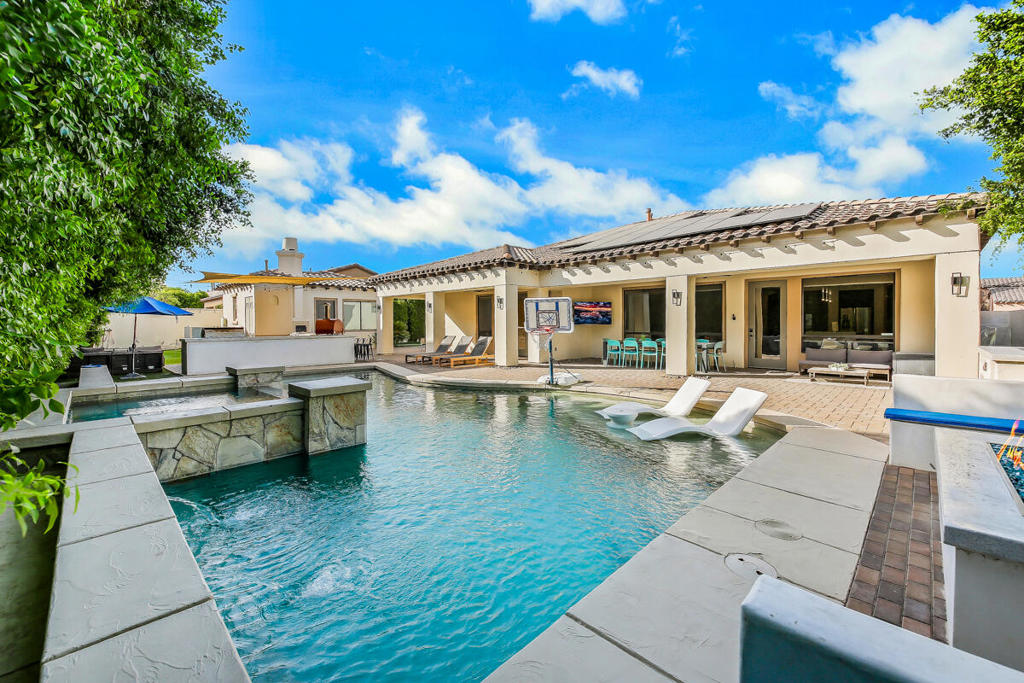 81107 Carefree Drive