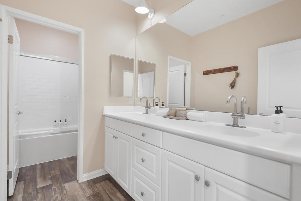 82801 Wheatley Court