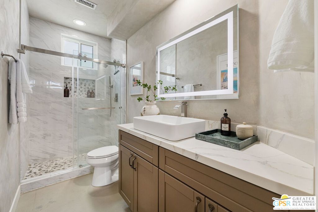 1122 E Via San Michael Road