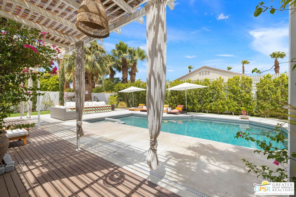 1122 E Via San Michael Road