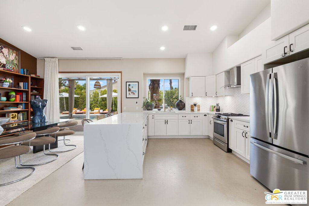 1122 E Via San Michael Road