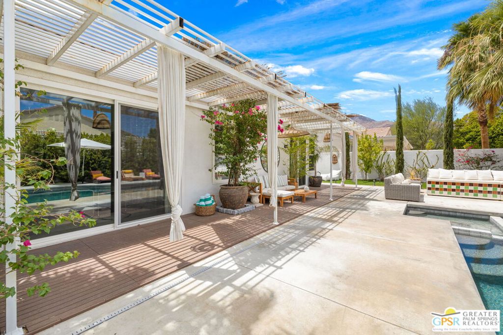 1122 E Via San Michael Road