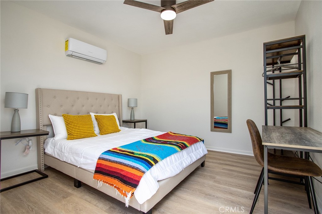 4574 Avenida Del Sol