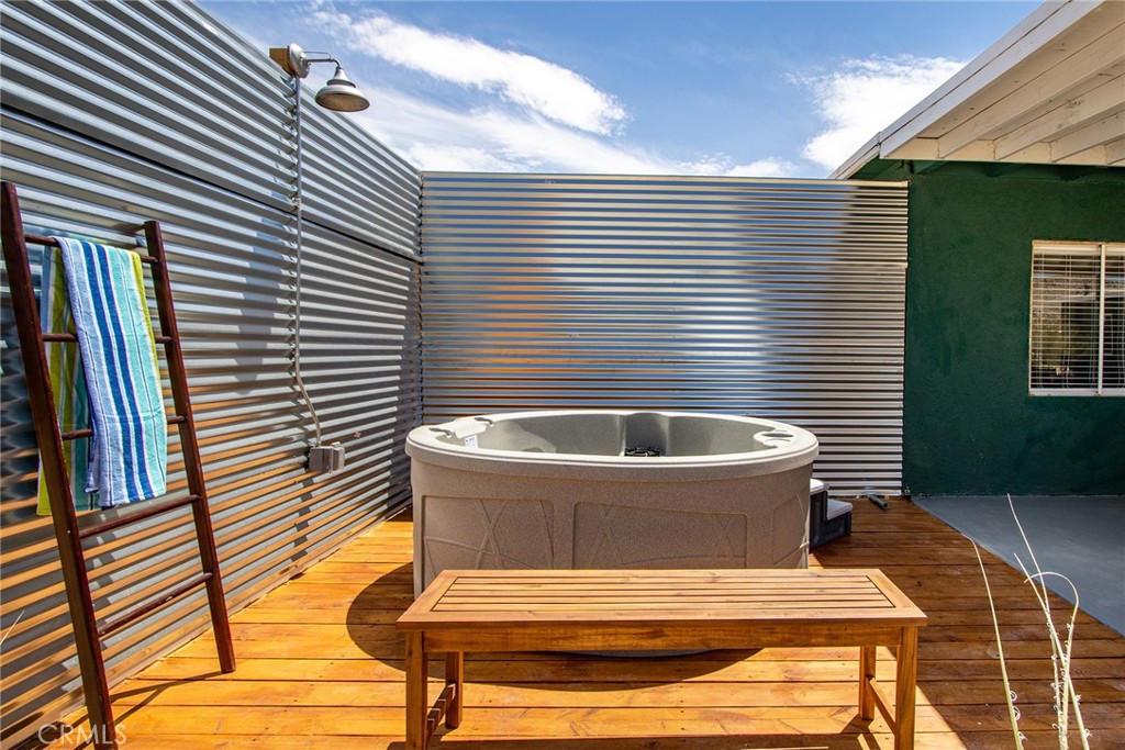 4574 Avenida Del Sol