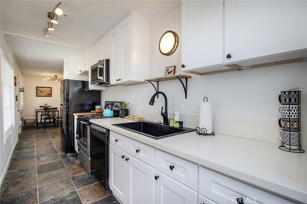 4574 Avenida Del Sol