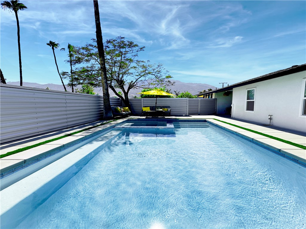 4034 E Calle San Raphael