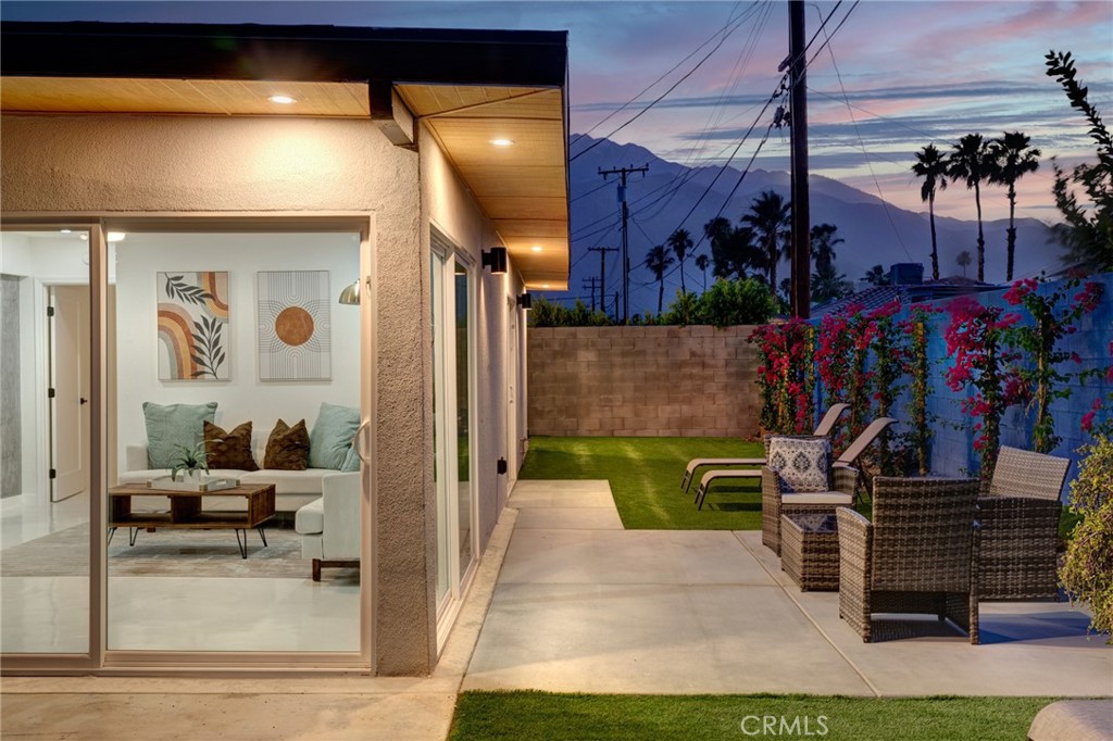 4034 E Calle San Raphael