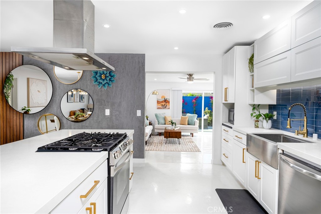 4034 E Calle San Raphael