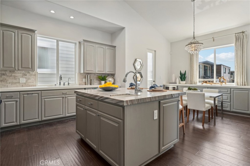 1704 Highland Avenue