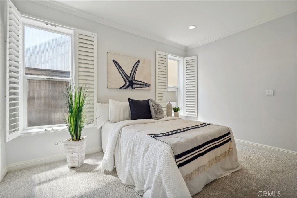 1704 Highland Avenue