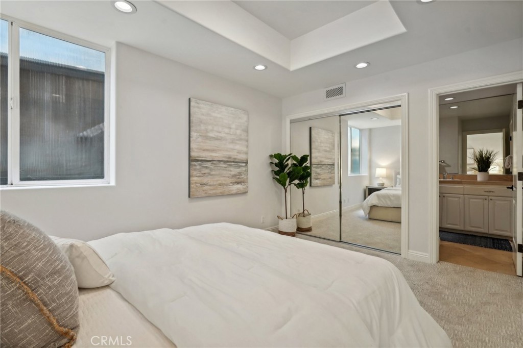 1704 Highland Avenue