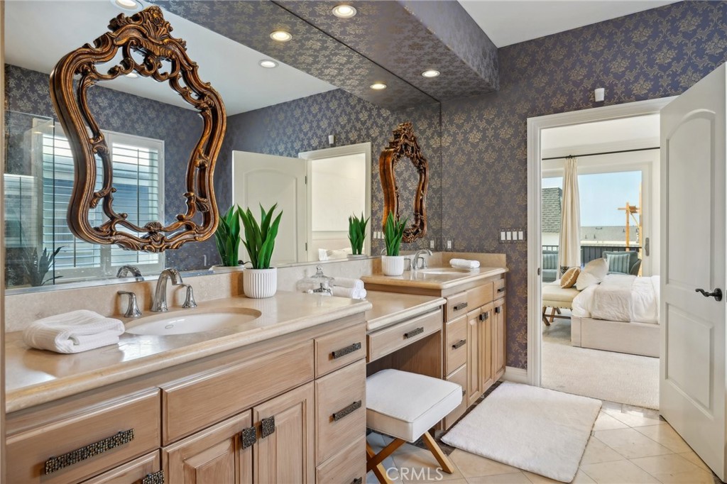 1704 Highland Avenue