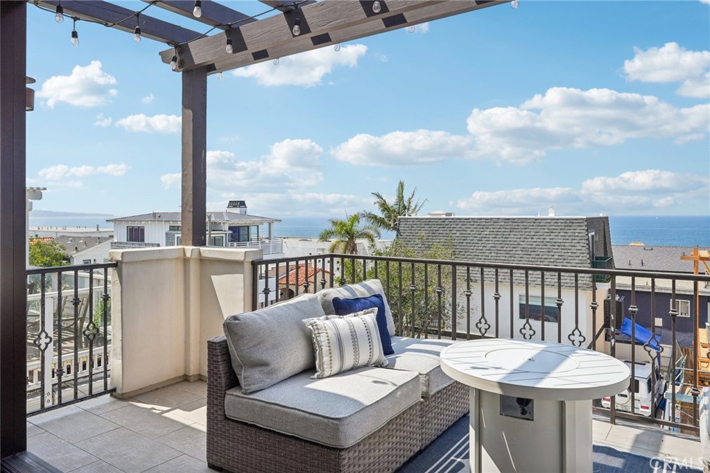 1704 Highland Avenue