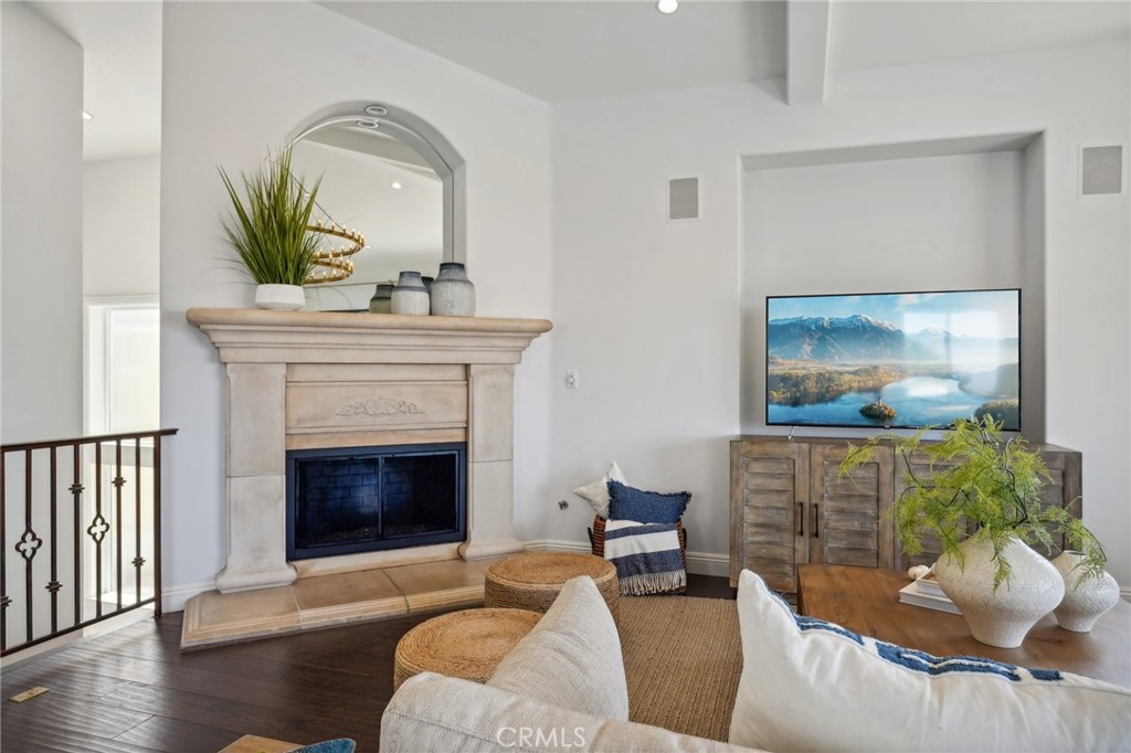 1704 Highland Avenue