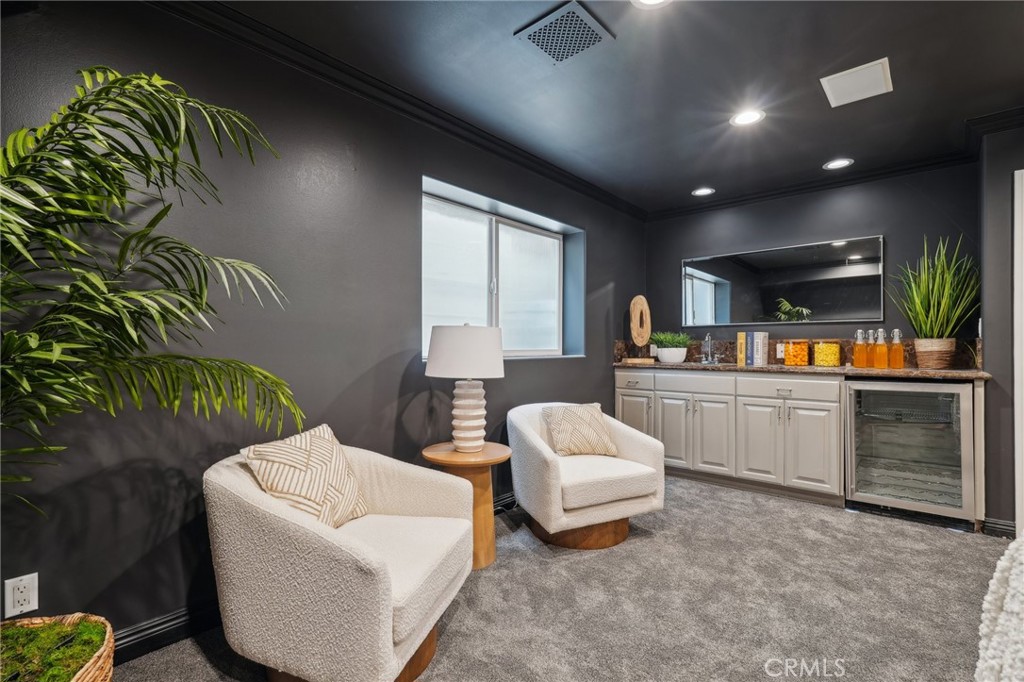 1704 Highland Avenue