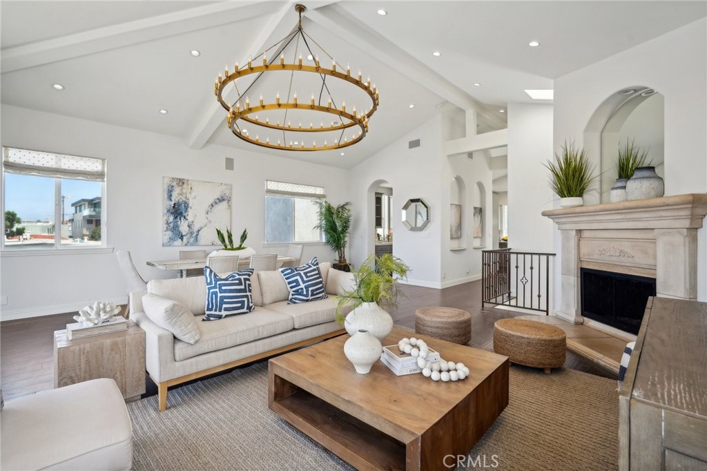 1704 Highland Avenue