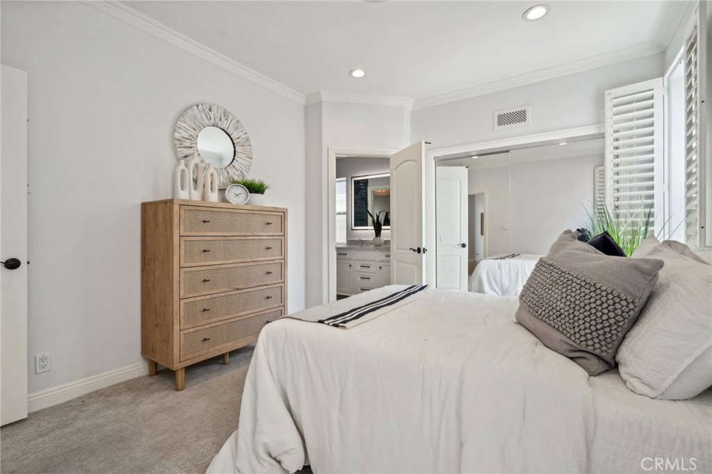 1704 Highland Avenue