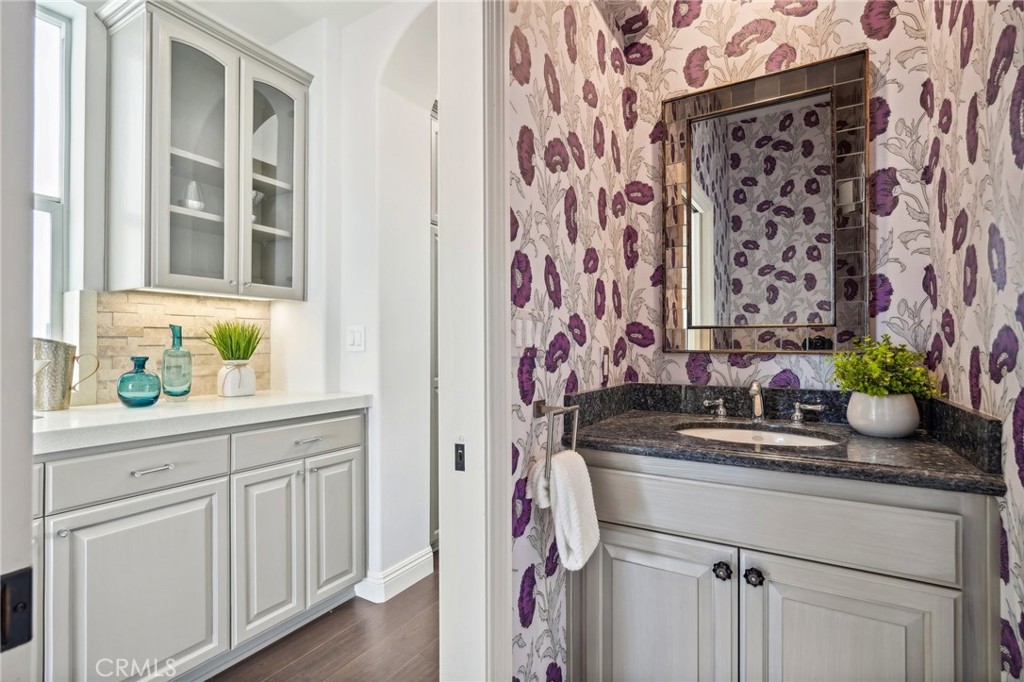 1704 Highland Avenue