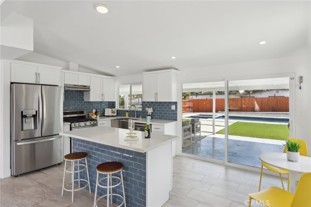 845 West Gateway Drive