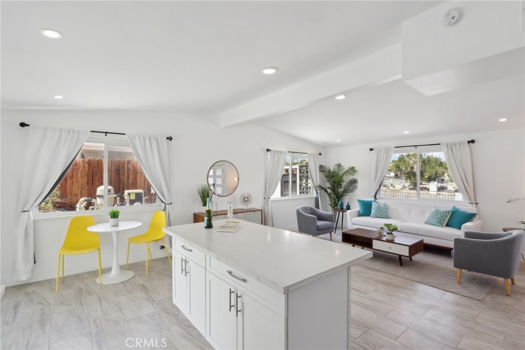 845 West Gateway Drive