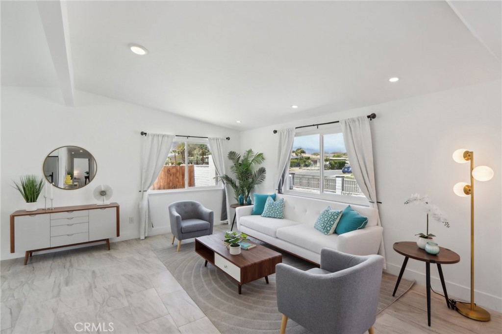 845 West Gateway Drive