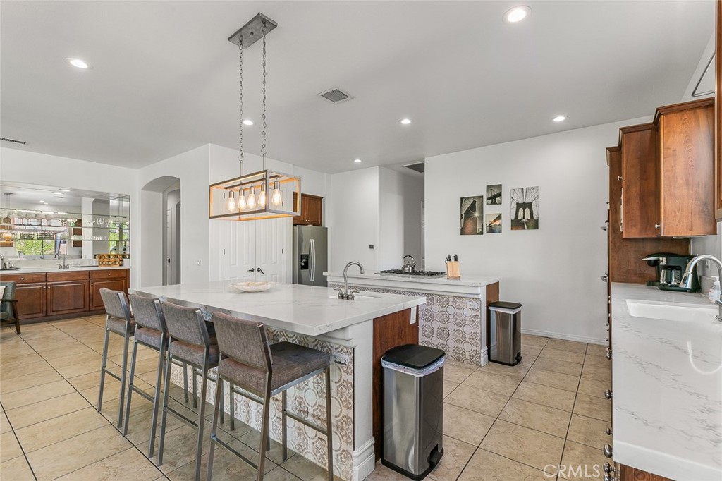 48820 Renewal St