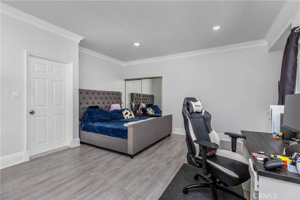 2254 The Terrace