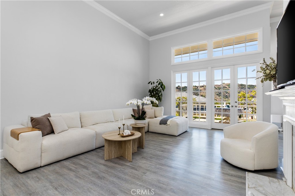 2254 The Terrace