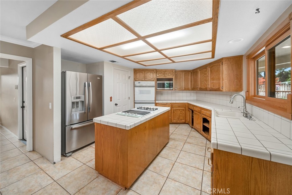 9170 Santa Lucia Road