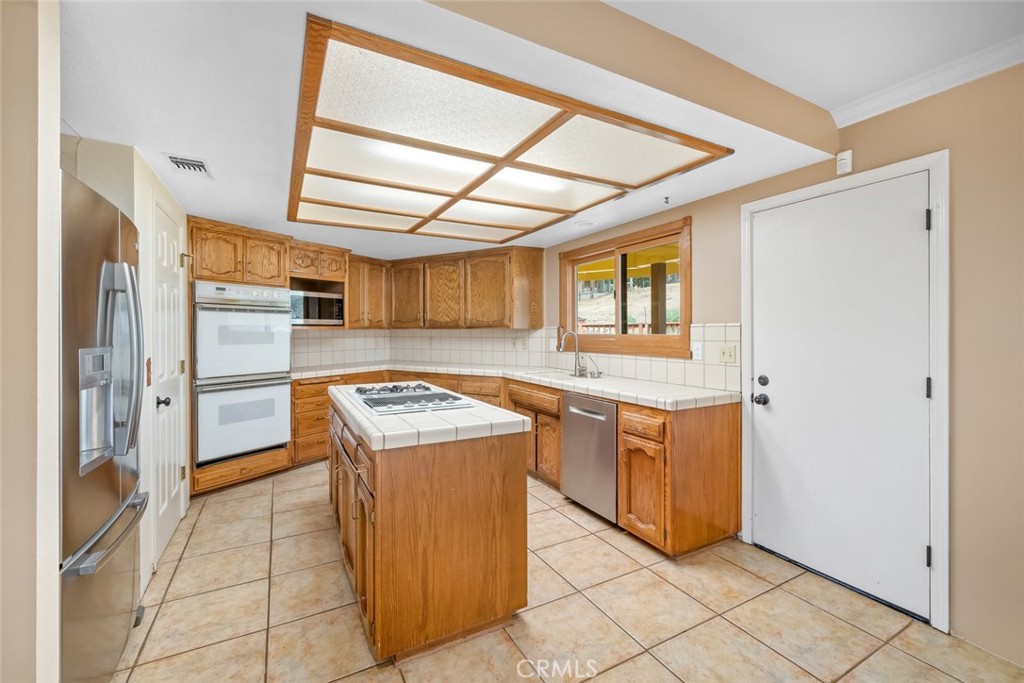 9170 Santa Lucia Road